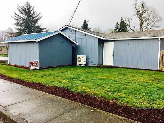 Private entrance to second area