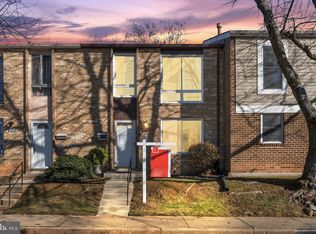 1154 W Side Dr #33, Gaithersburg, MD