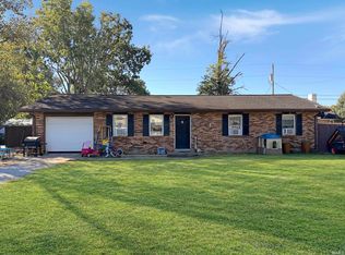 801 9th St, Grandview, IN 47615