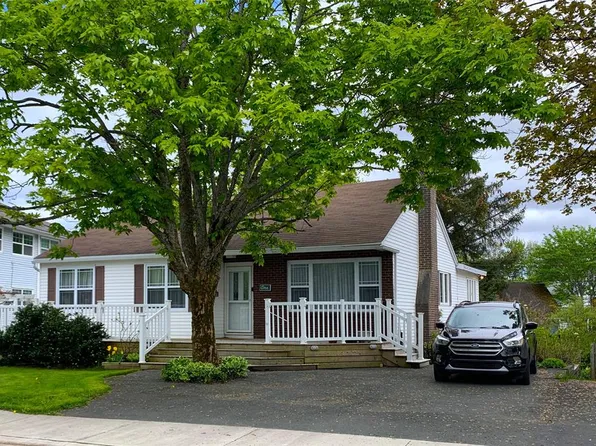 1 Gooseberry Lane, St. John's, NL A1B1Y3