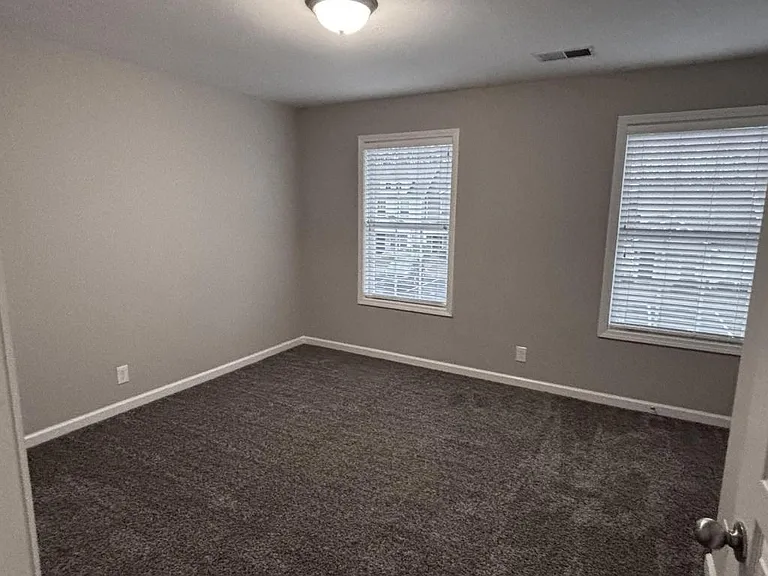 172 Alexander Blvd — Photo 17