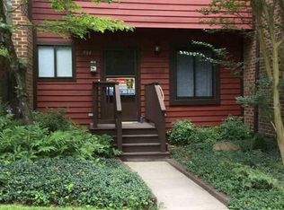 934 Prescelly Pl, Charlottesville, VA 22901