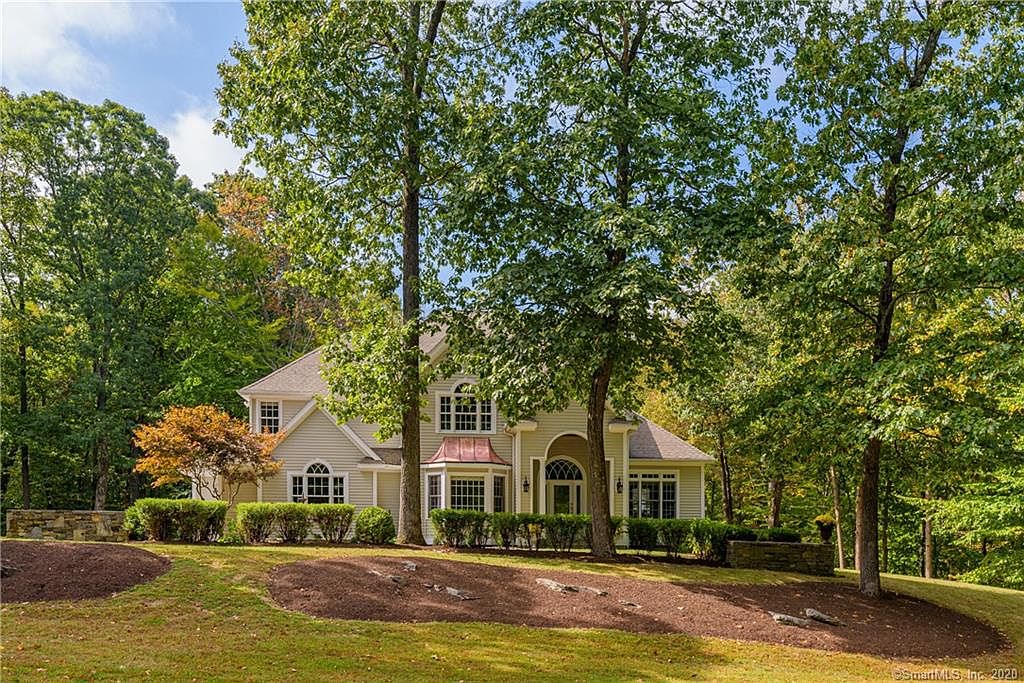 2 Kent Rd, Newtown, CT 06470 Zillow