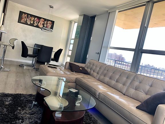 3rd image of 6730 S South Shore Dr APT 606