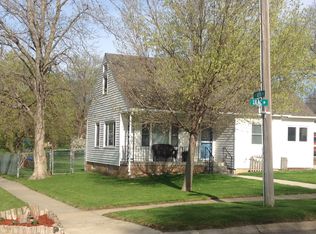 1000 Lilac Ln, Wayne, NE 68787