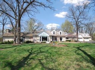 28W224 Mack Rd, Winfield, IL 60190