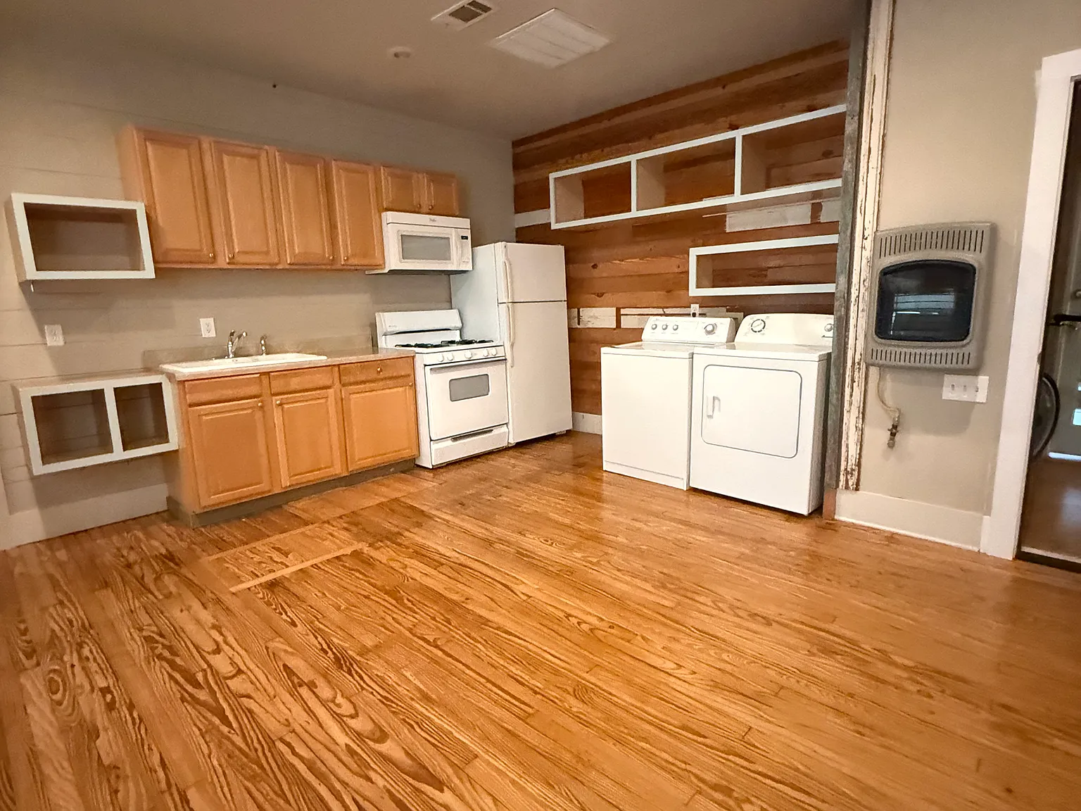 1 bed, 520 sqft, $925 — Photo 2