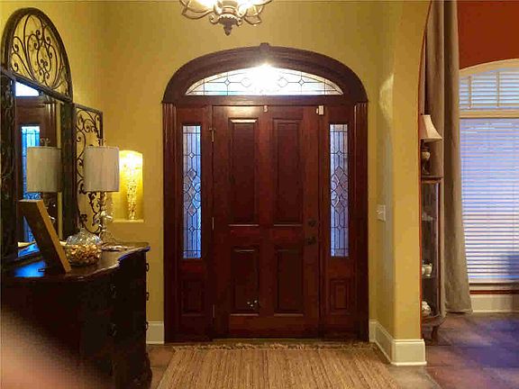 4th image of 105 Woodlands Green Dr