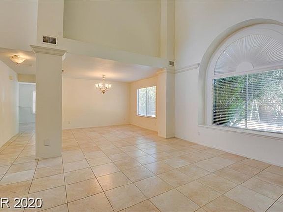 4th image of 772 Cornish Ct