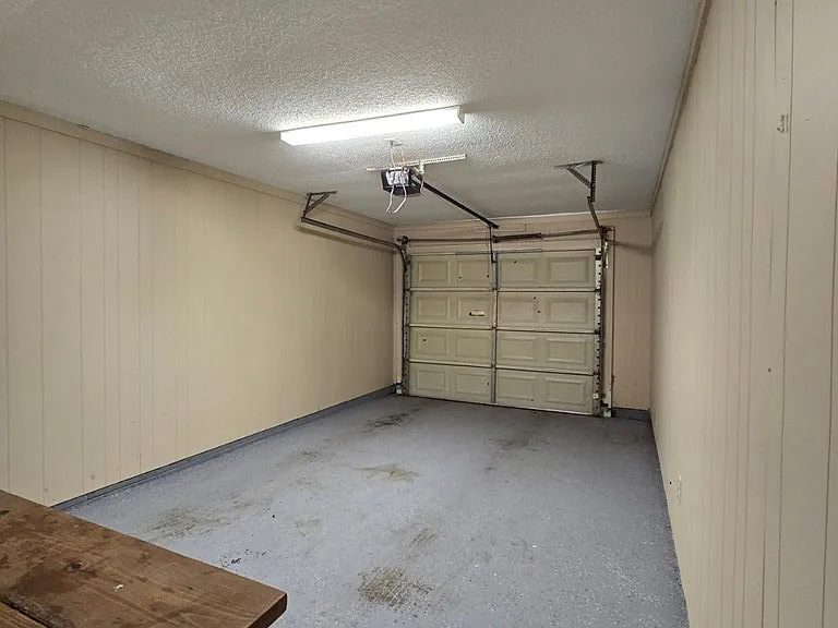 1520 Crowndale Dr — Photo 24