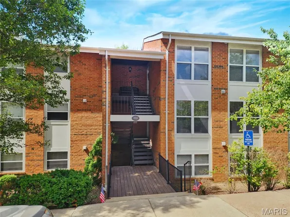 1924 Greenglen Dr APT 102, Saint Louis, MO 63122