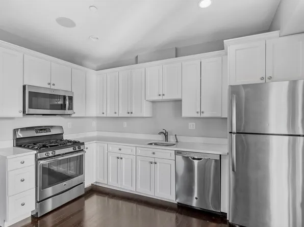 332 Ashmont St #4, Dorchester, MA 02124