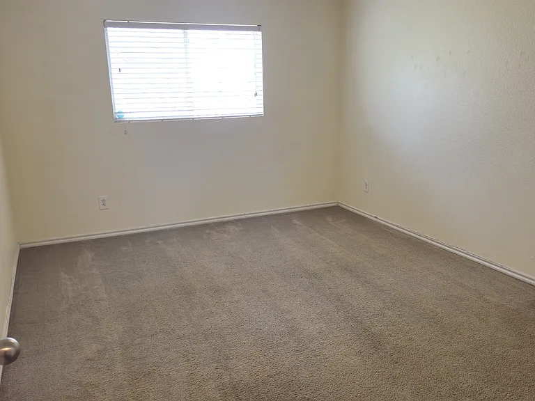 3414 Ironwood Fls — Photo 10