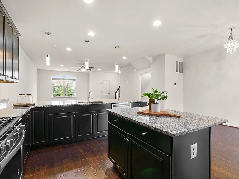 7732 Rearden Ct — Photo 15