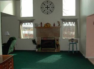 4422 Greenridge Ln, Linden, MI 48451