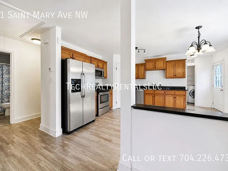 41 Saint Mary Ave NW — Photo 7