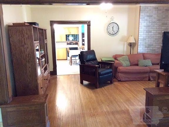 5th image of 211 N Boulder Ave