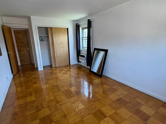 3rd image of 3240 Riverdale Ave #77