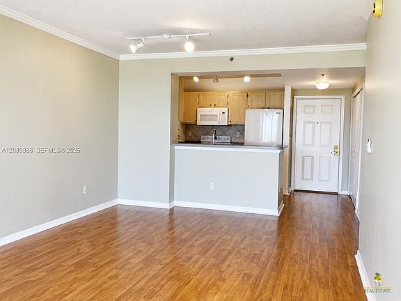 5th image of 2665 SW 37th Ave APT 1111