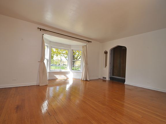 4th image of 1849 N Newland Ave