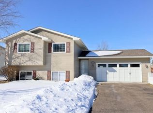 9748 Hames Ct S, Cottage Grove, MN 55016