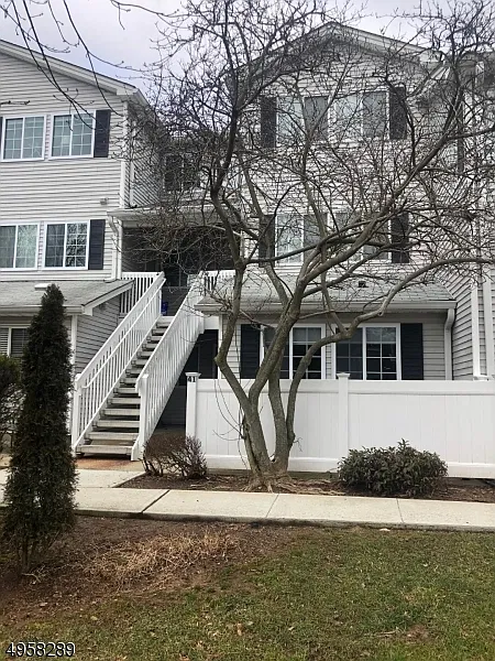 1 bed, $1,900 — Photo 1