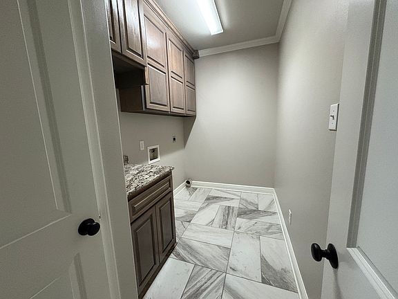3rd image of 104 Widgeon Way