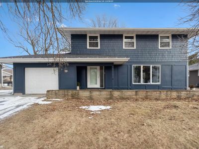 1828 Belmont Dr, Grinnell, IA, 50112