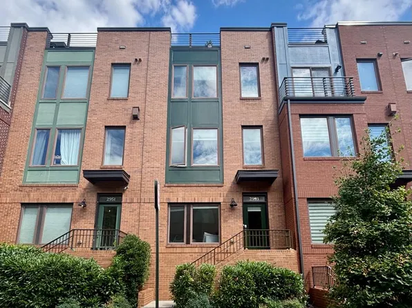 2953 Stella Blue Ln, Fairfax, VA 22031
