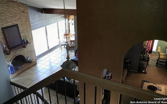 5th image of 8419 Delphian Dr