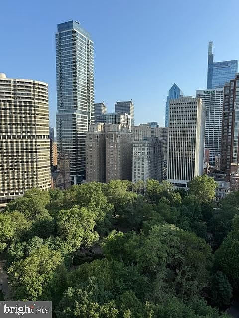 1st image of 1810 Rittenhouse Sq #18-708