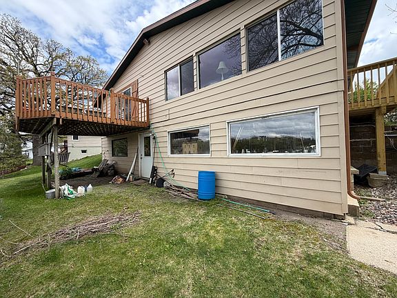 3rd image of 1821 Brookside Cir