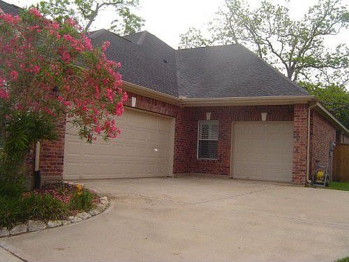 2nd image of 3734 Arundel Gardens Ln