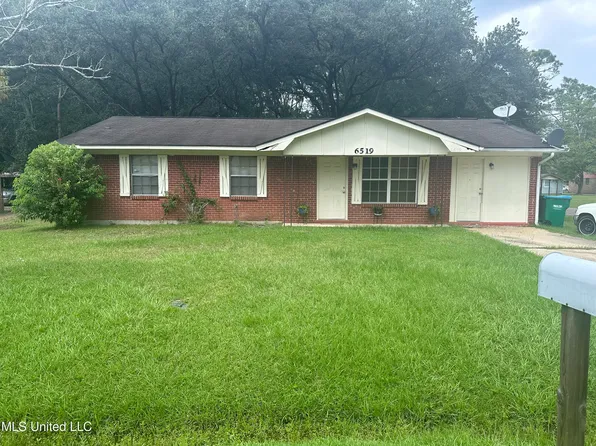 6519 Herring Ave, Moss Point, MS 39563