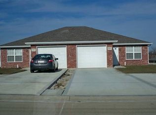 1305B Park Ave, Warrensburg, MO 64093
