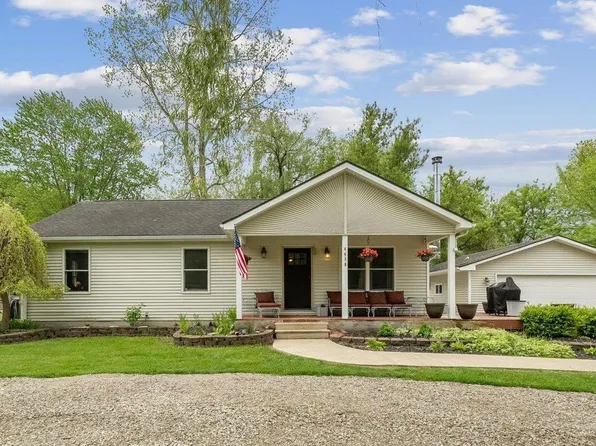 4438 Pinegrove Dr, Dryden, MI 48428