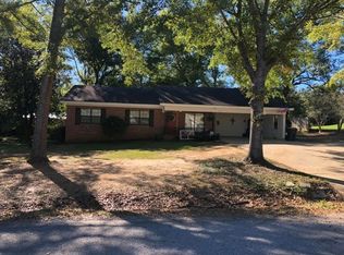 403 Lamar Ave, Kilmichael, MS 39747