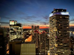 14 York St UNIT 5903, Toronto, ON M5J 0B1