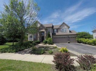 26211 W Whispering Woods Cir, Plainfield, IL 60585