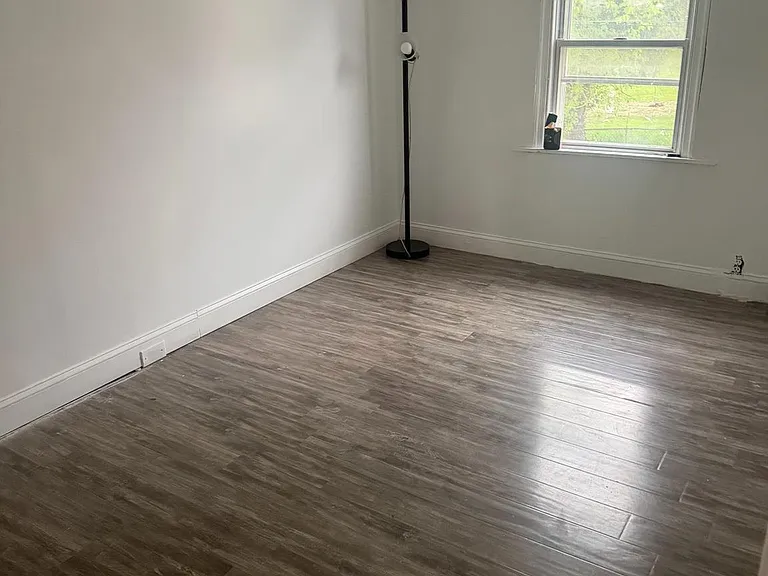 4225 Orchard St — Photo 4