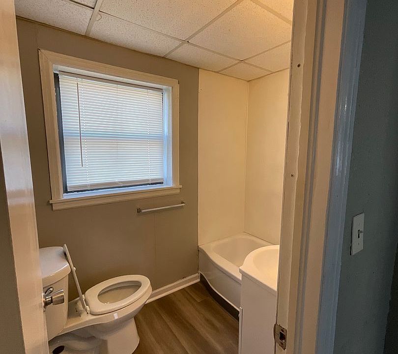 126 E 13th Baxter Springs 126 E 13th St Baxter Springs KS Zillow