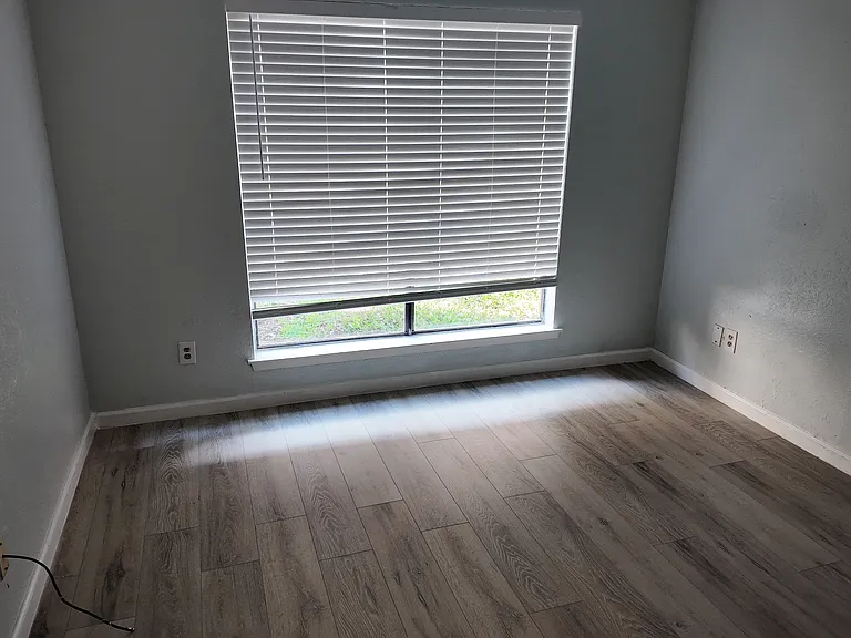 8110 Skillman St #1002 — Photo 4