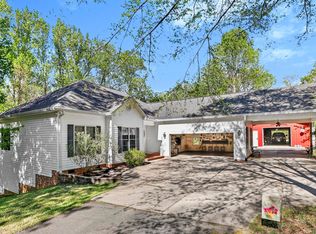 181 Lake Dr, Greer, SC 29651