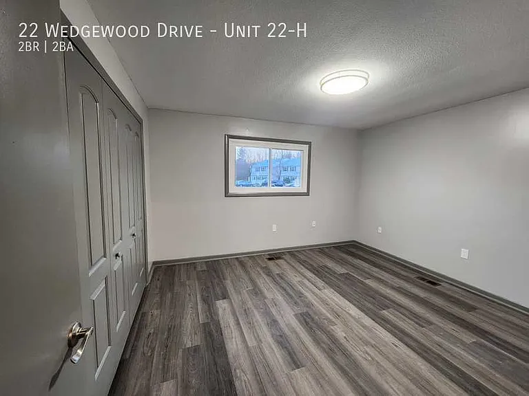 22 Wedgewood Dr #22-H — Photo 10