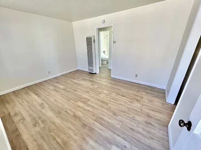 4438 Dawson Ave — Photo 4