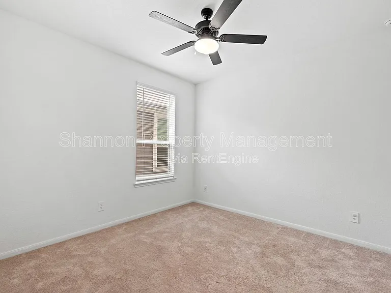 5730 Finely Run St — Photo 13