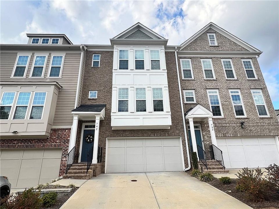 1st image of 742 Kimball Ln