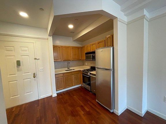 4th image of 276 W 119th St APT 5D