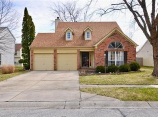 11533 Jamestown Dr W, Fishers, IN 46038