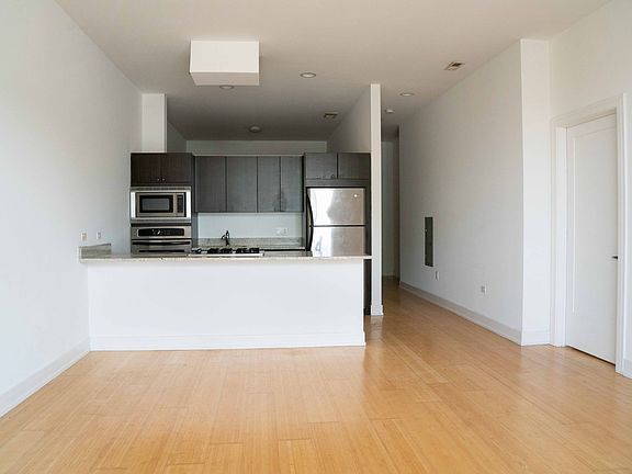 4th image of 4730 N Kimball Ave APT 314